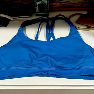 Lululemon energy bra size 8